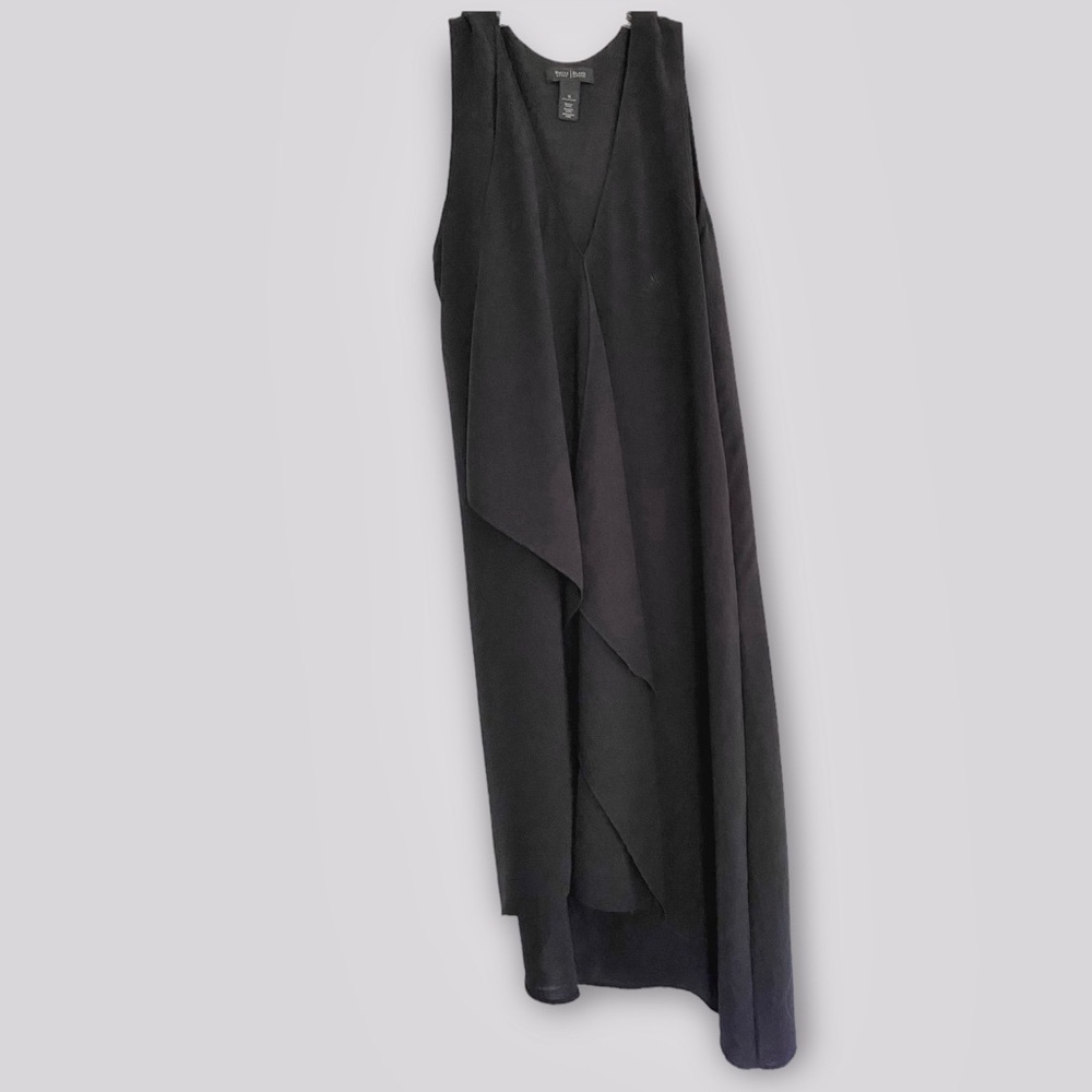 White House Black Market WHBM Dress Black Asymmetrical hem V-Neck Ruffle 10
